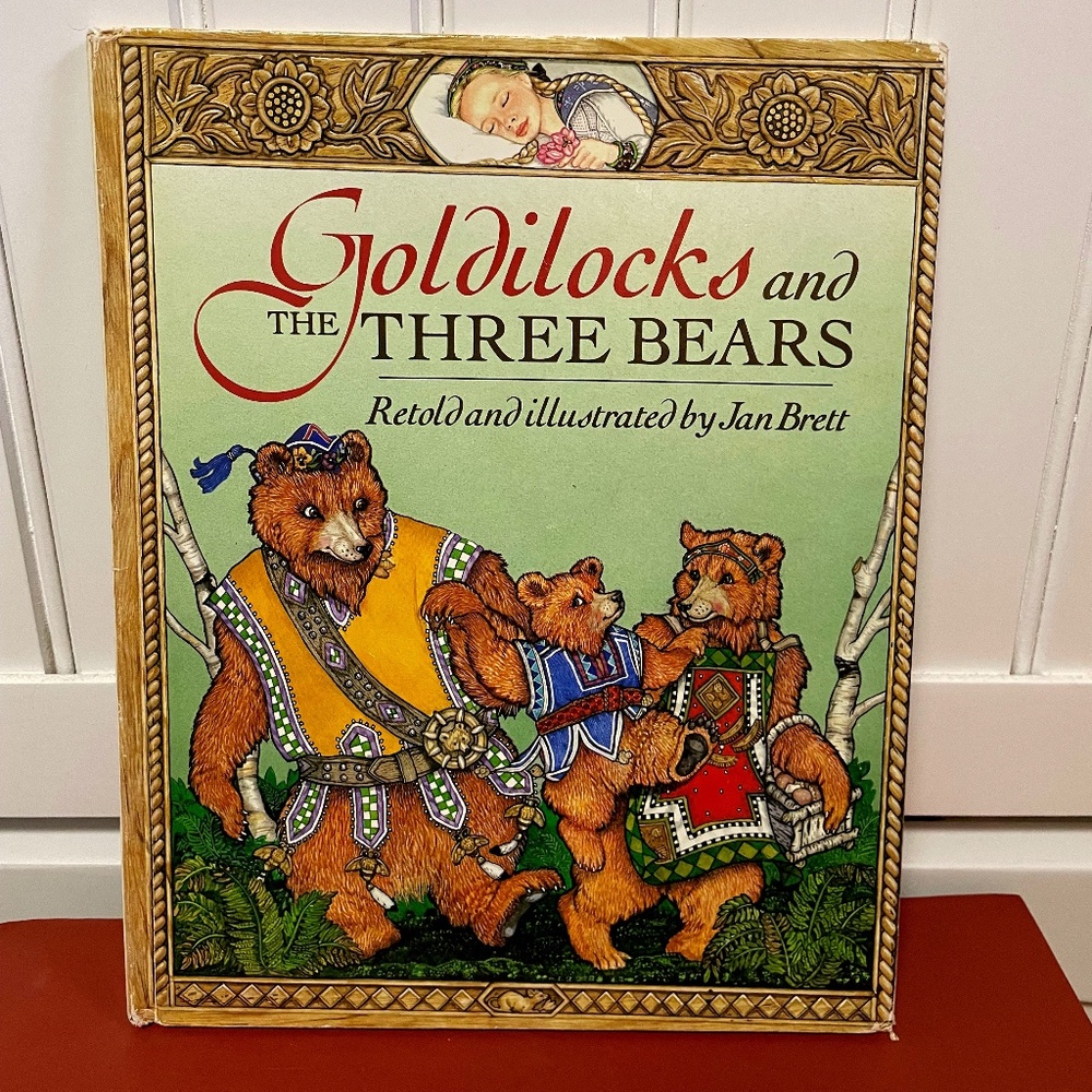 Vintage 1987 Goldilocks and the three bears children’s hardcover book.